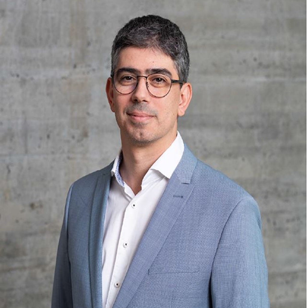 Dr. med. Mesut Pasha